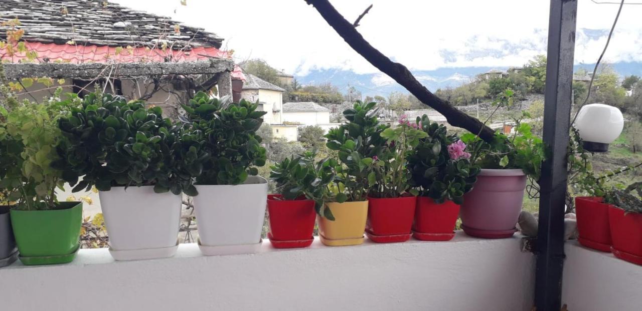 Sokolli Guest House Gjirokastër Exteriér fotografie