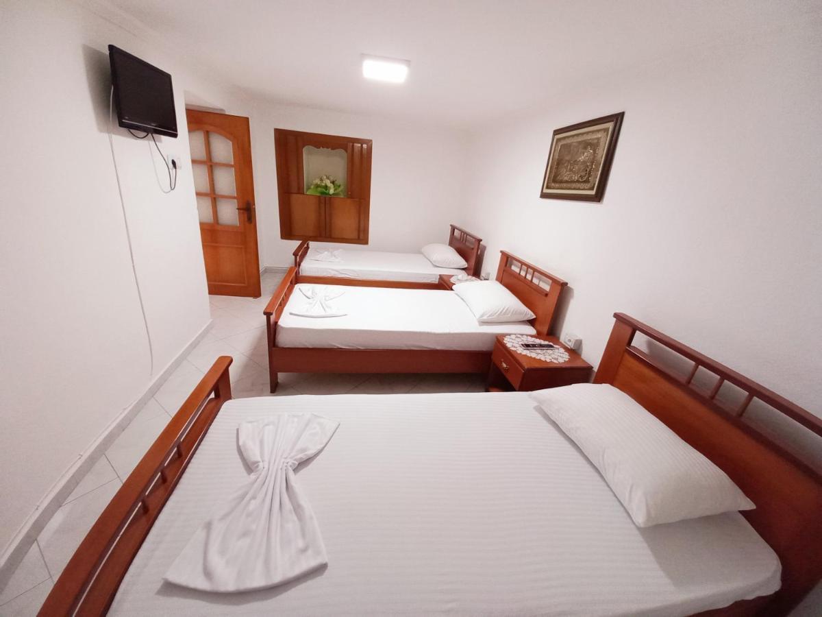 Sokolli Guest House Gjirokastër Exteriér fotografie