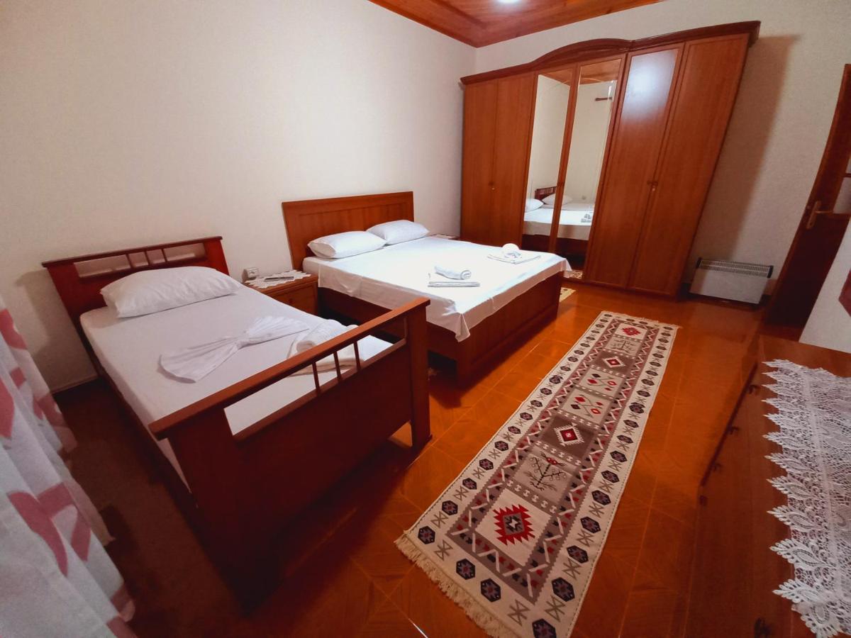 Sokolli Guest House Gjirokastër Exteriér fotografie
