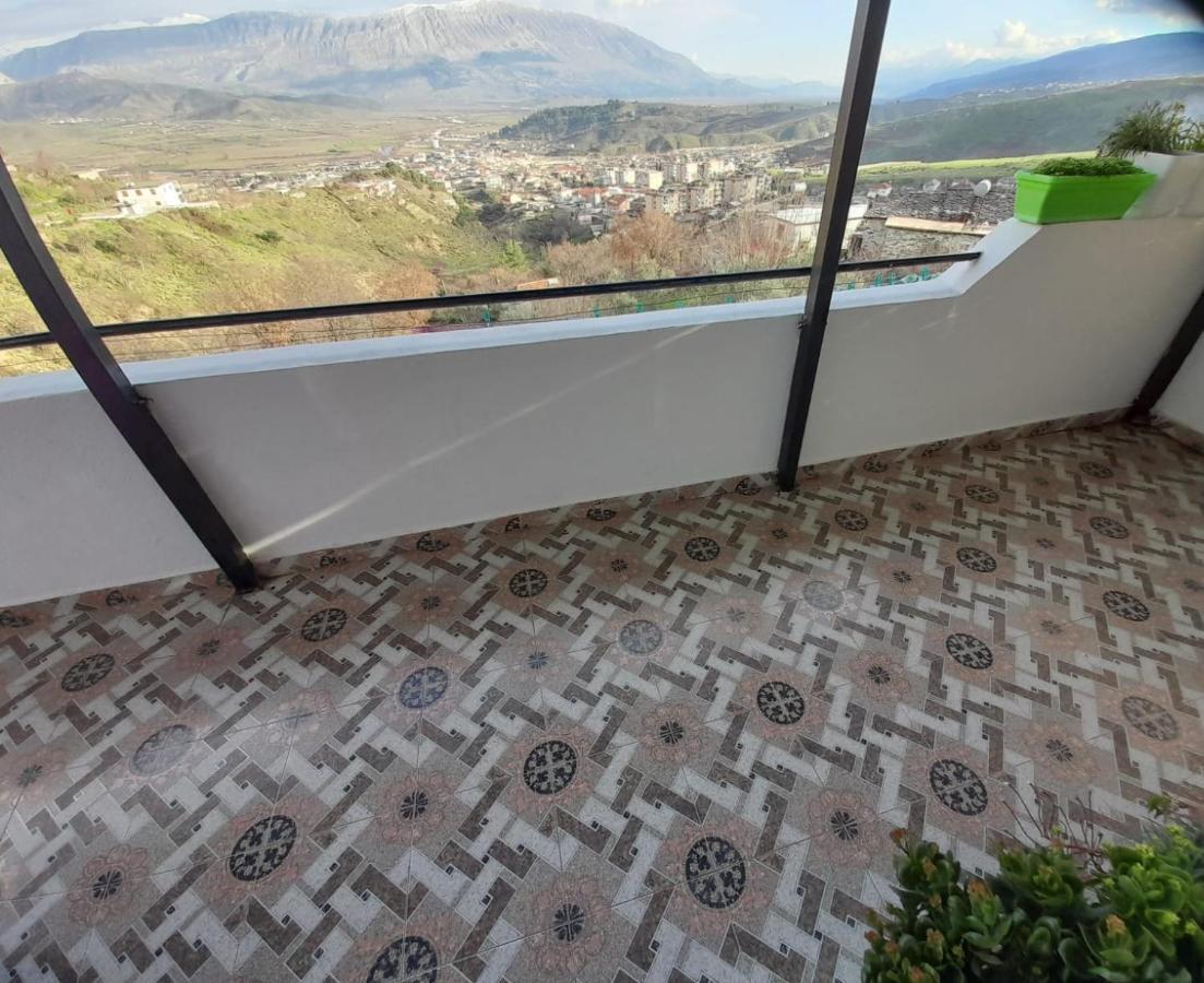 Sokolli Guest House Gjirokastër Exteriér fotografie